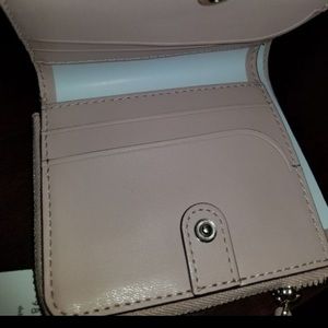 Katespade wallet floral design